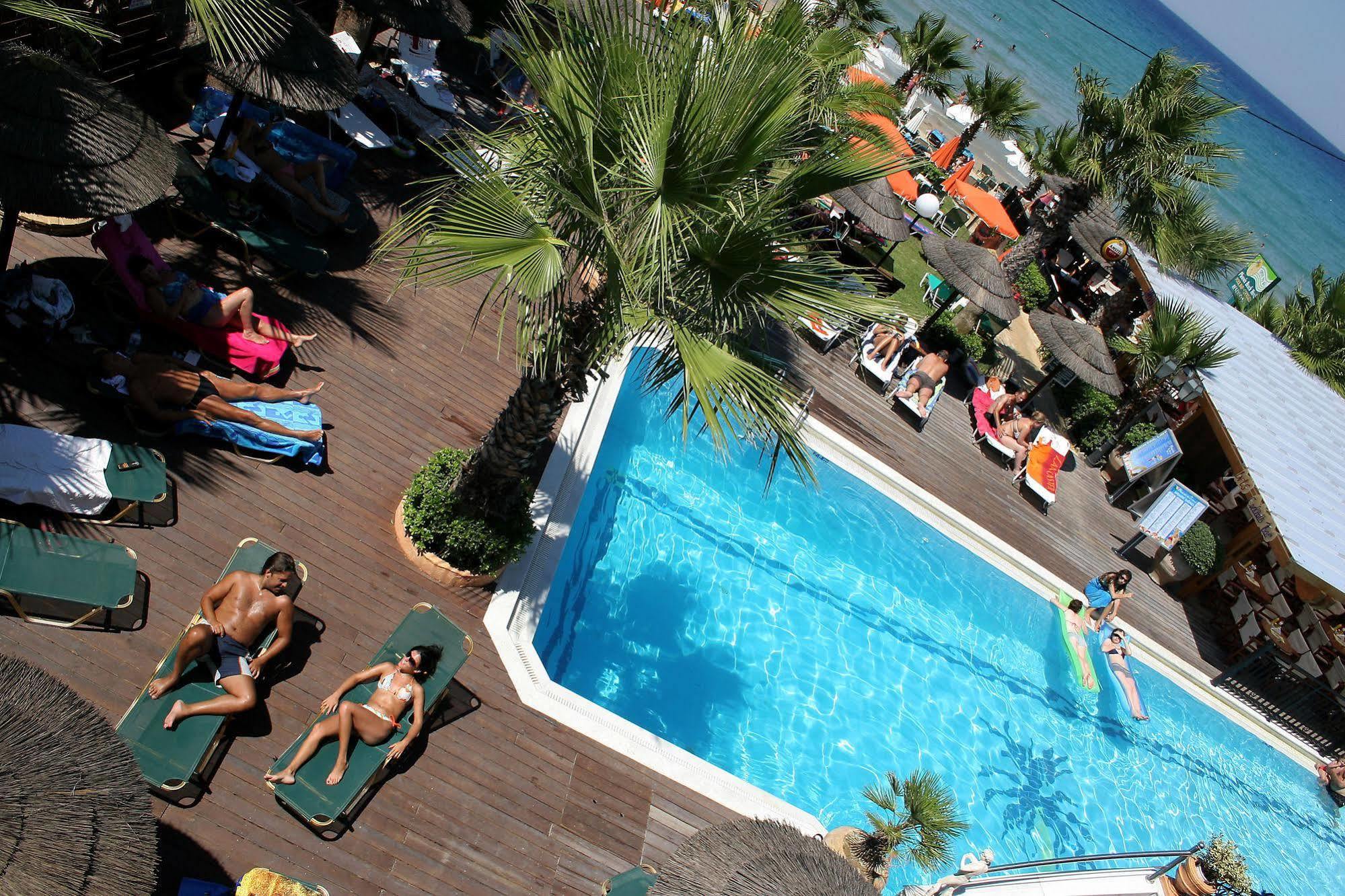 Phoenix Hotel